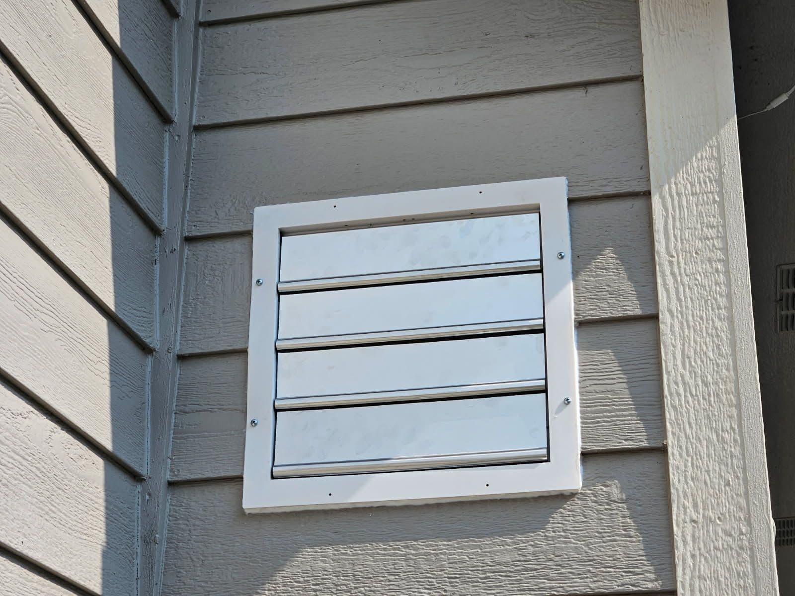 Gallery photos for Efficient Garage Cooling with Exhaust Fan Installation: Image #1